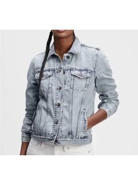 Gap Women’s Light Wash Denim Jacket Size XS